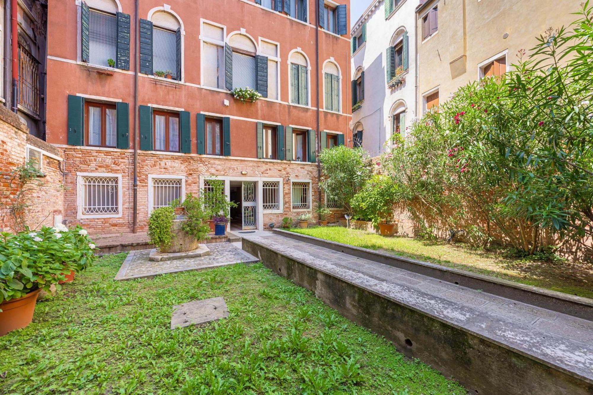 Apartament Luxury Penthouse With Terrace Wenecja